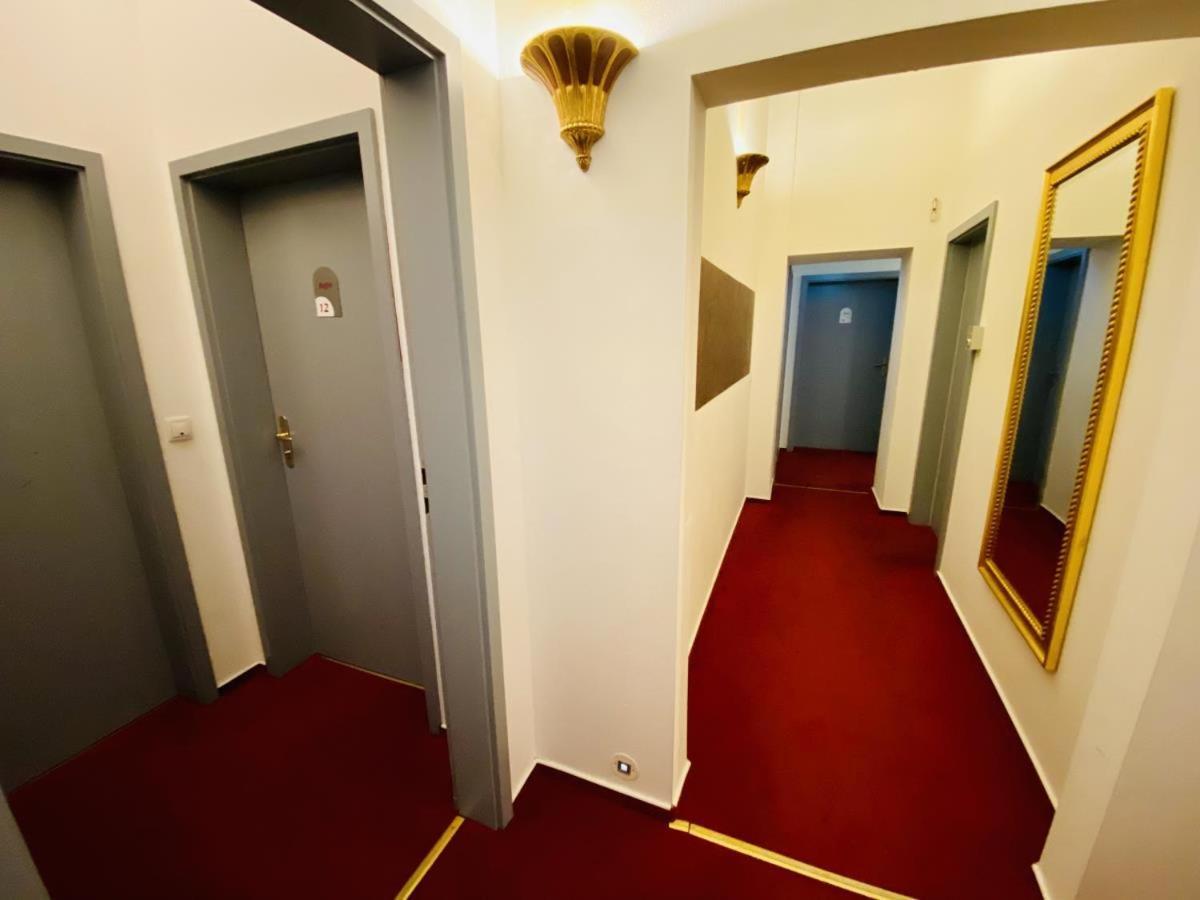Doppelzimmer Humidor, Direkt Am Alten Strom 罗斯托克 外观 照片